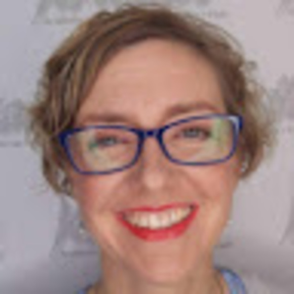 Meet your Posher, Jessica - Picture 1 of 1